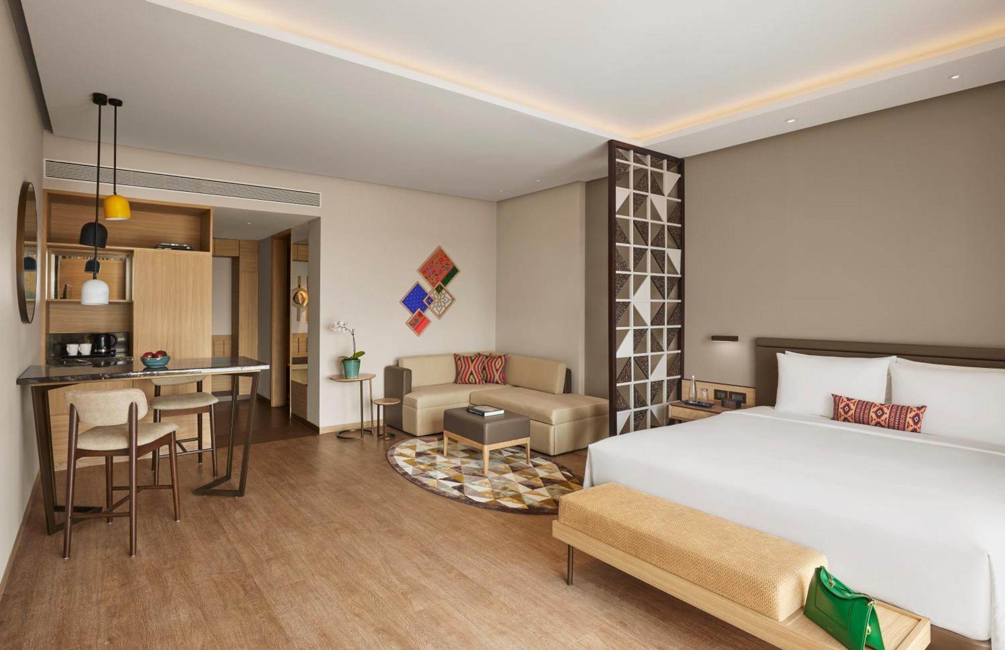 Hyatt Place Aurangabad Airport Exteriör bild